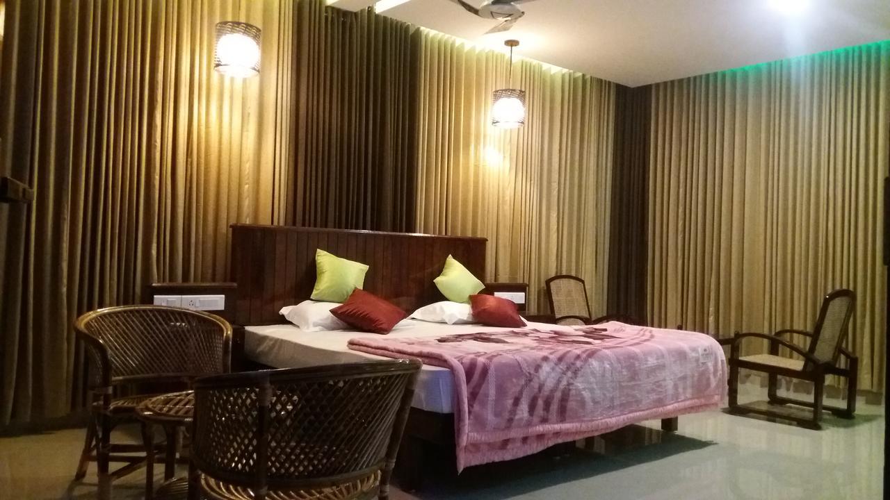 Tranquil Valley Resort มุนนาร์ ภายนอก รูปภาพ